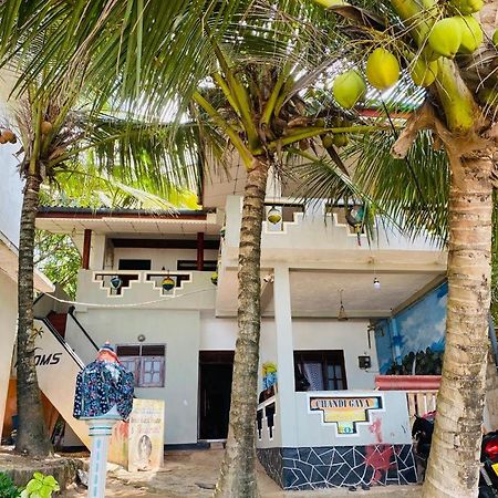 Chandi Gaya Beach Guesthouse Тангалле Екстер'єр фото