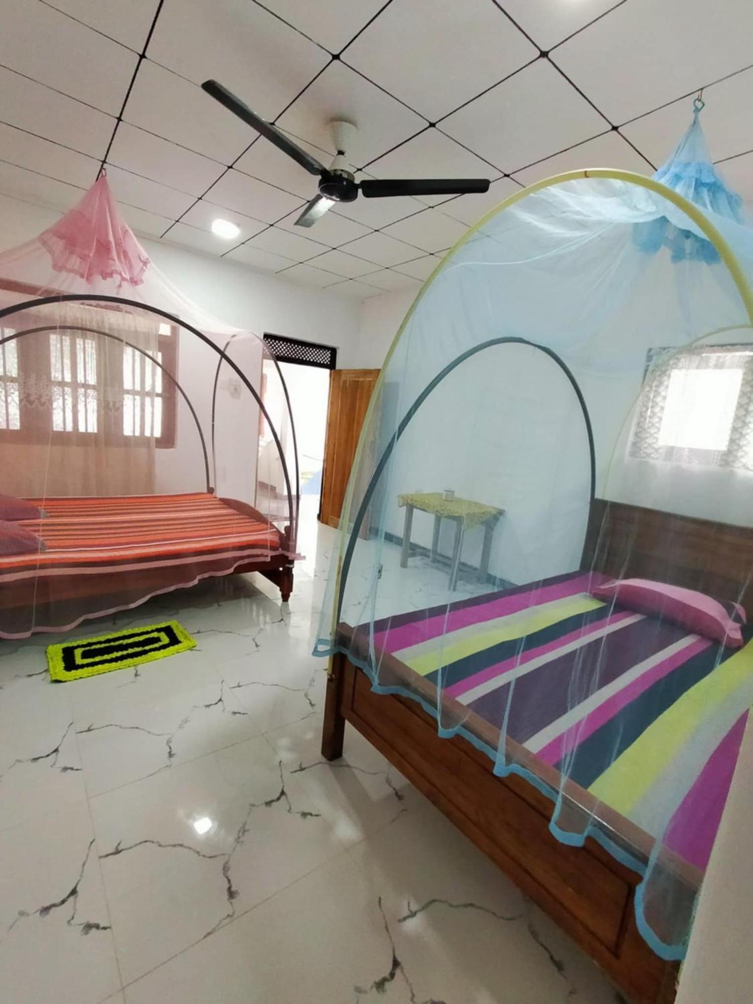 Chandi Gaya Beach Guesthouse Тангалле Номер фото