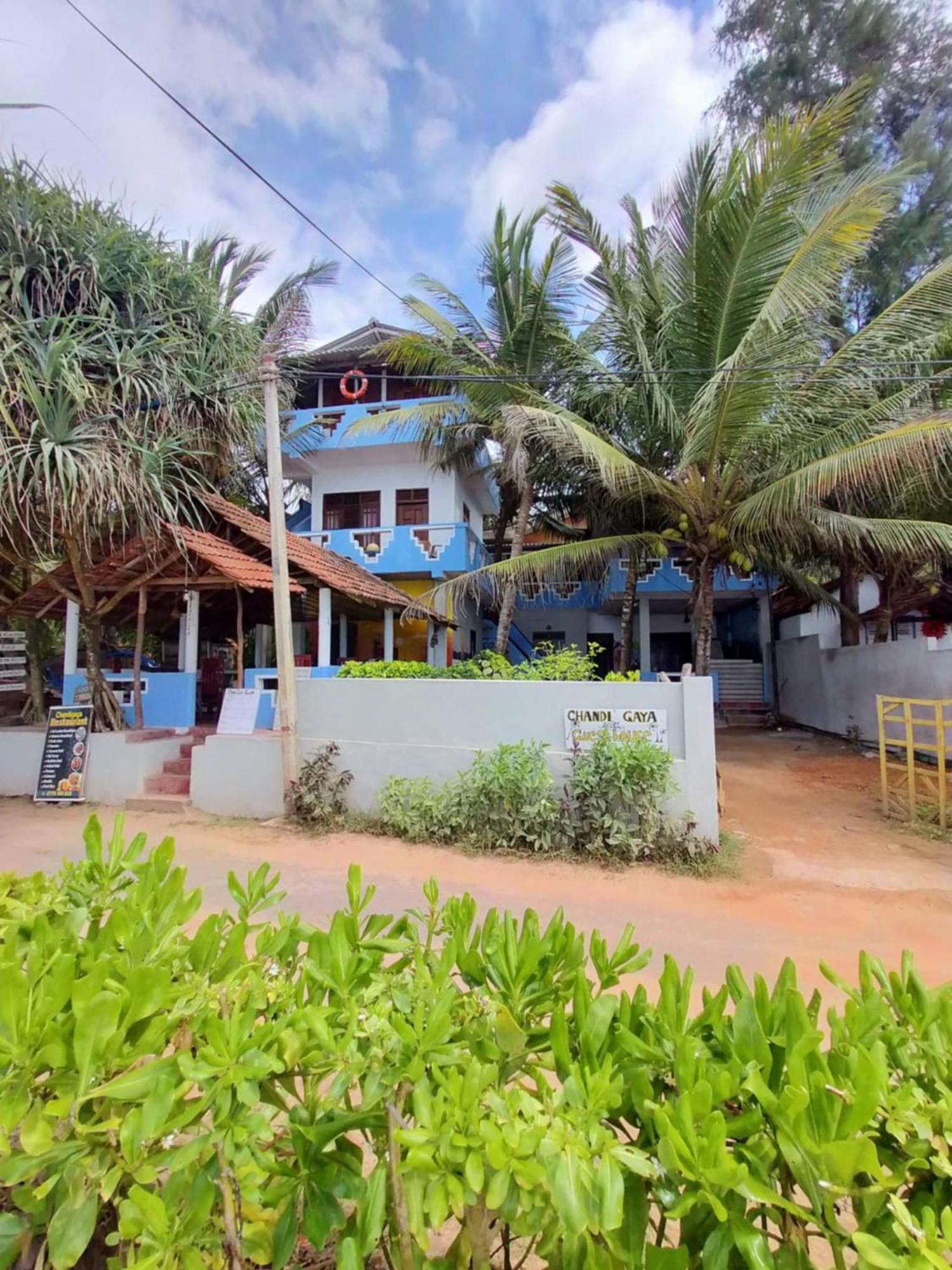 Chandi Gaya Beach Guesthouse Тангалле Екстер'єр фото